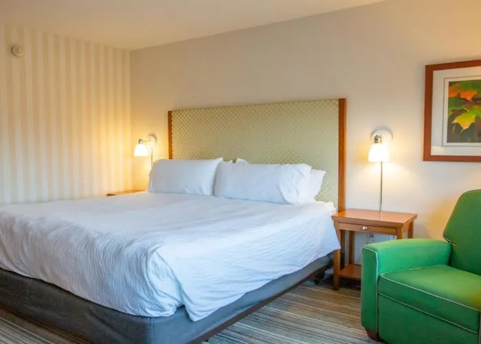Hotel Express Airport Easton