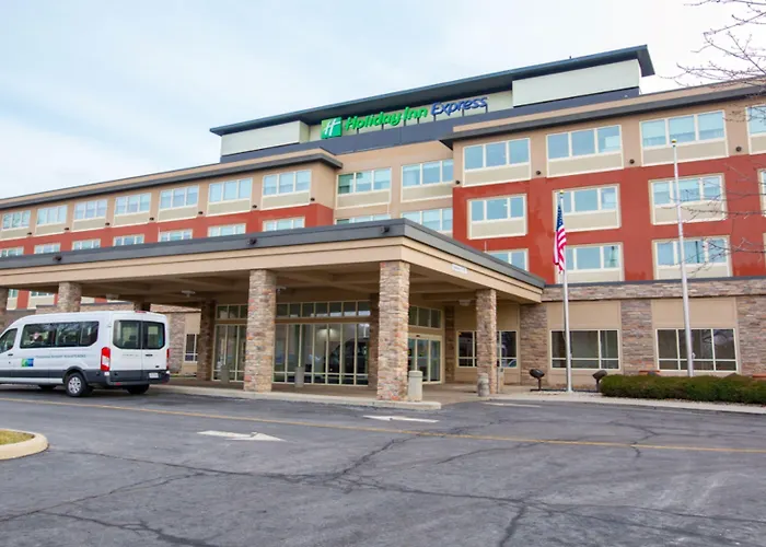 Express Airport Easton Hotel 4*