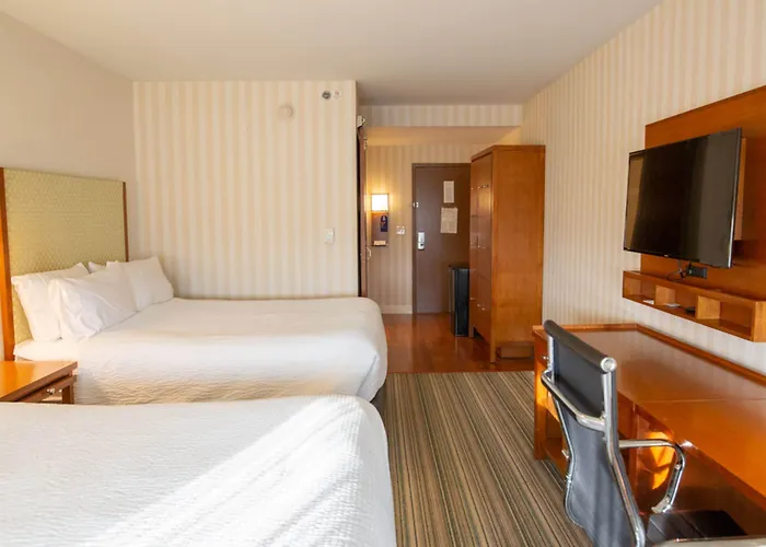 Hotel Express Airport Easton Columbus