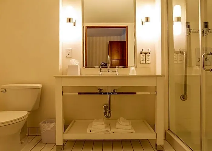 Express Airport Easton 4* Columbus